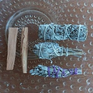 White sage smudges and 2 Palo Santo sticks
